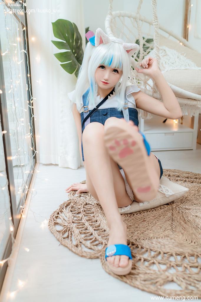 「越南COSER」KuukoW – Freeset Gura(18P/182MB)