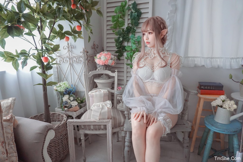 「ElyEE子」Bride & Lingerie(65P/139MB)